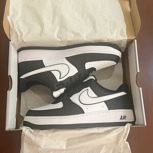 Nike Air Force 1 '07
